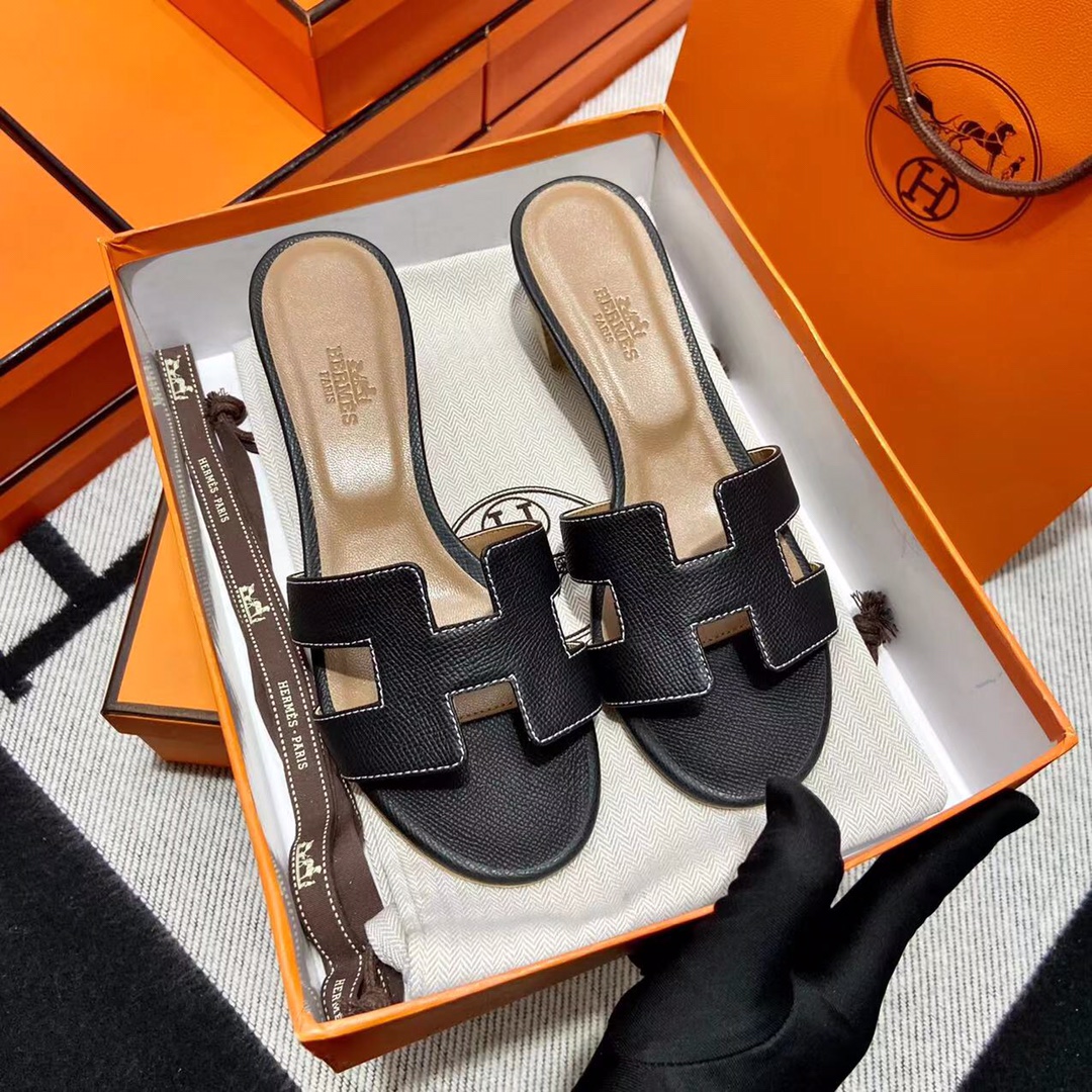 에르메스 올수공 오아시스 슬리퍼 샌들 앱송 62